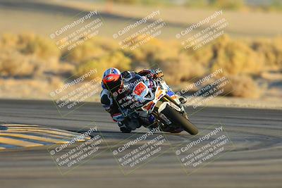 media/Nov-17-2024-CVMA (Sun) [[1fec520723]]/Race 18-Supersport Middleweight/